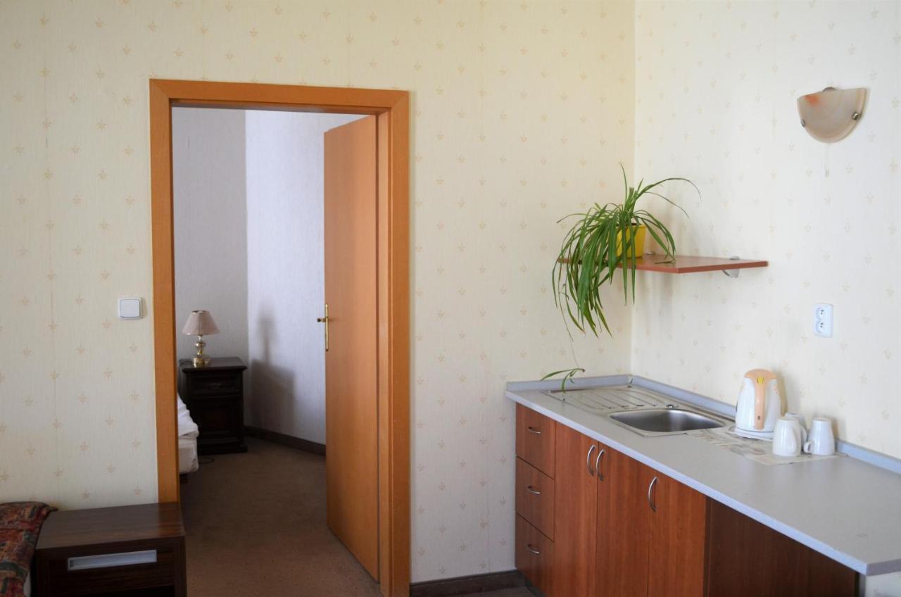 Hotel Petr Karlsbad Buitenkant foto