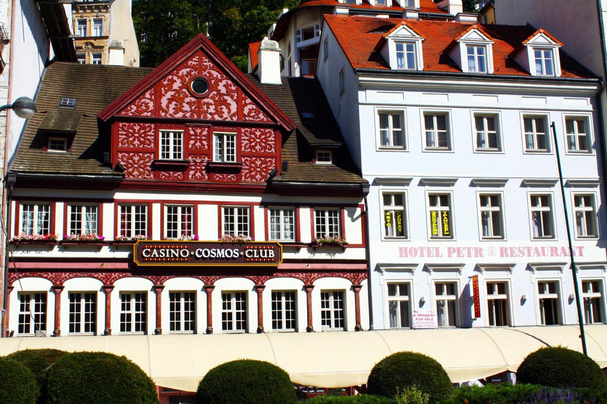 Hotel Petr Karlsbad Buitenkant foto