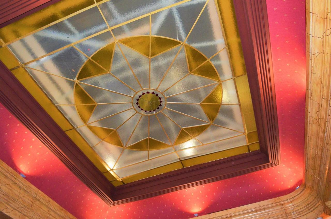 Hotel Petr Karlsbad Buitenkant foto